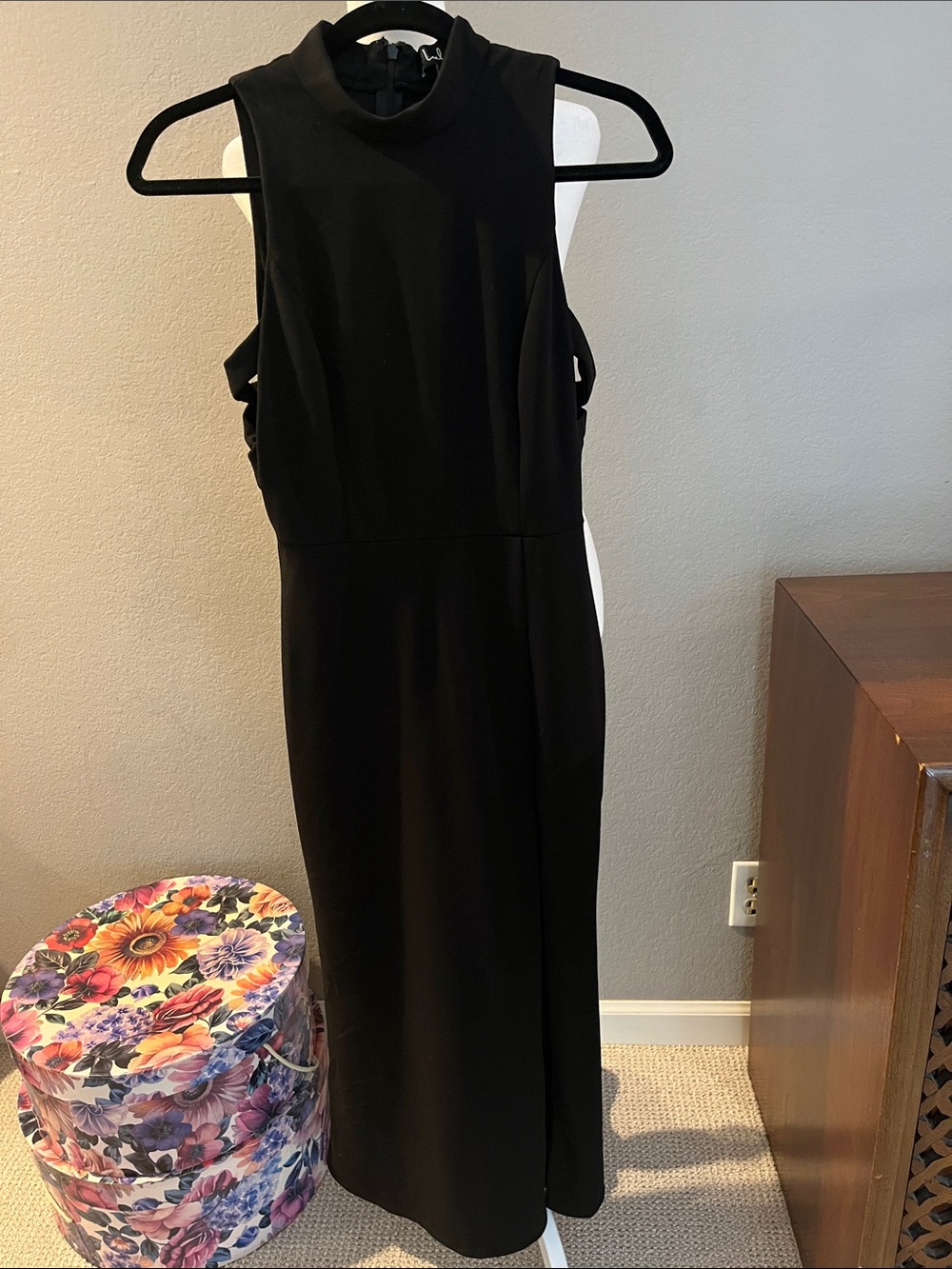 Lulu's Black Cut Out Sleek High-Neck Maxi Dress Size S